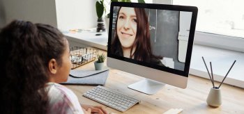 Le premier système de visioconférence avec paiement intégré